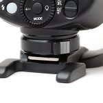 godox-v1-round-head-speedlight-foot